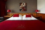 Van der Valk Hotel Volendam - suite rood