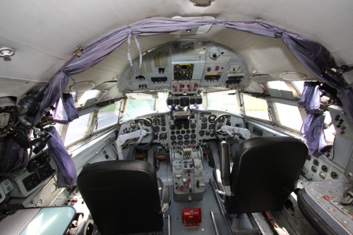 Airplane suite